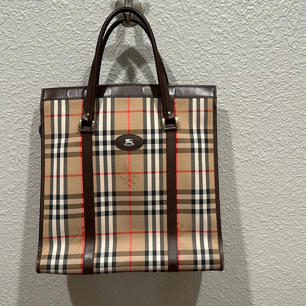 Burberry piano bag tote with horseferry print